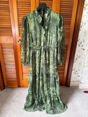 NWT Clover & Sloane Green Multicolor Paisley Floral Maxi Dress Size Small